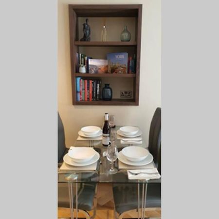 Luxury One Bedroom Apartment Within The City Walls York Buitenkant foto
